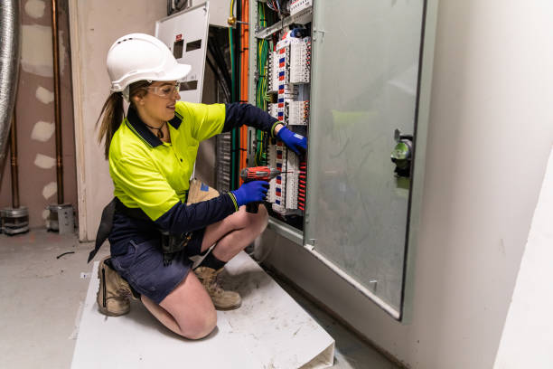 Best Affordable Emergency Electrician  in South Bay, FL